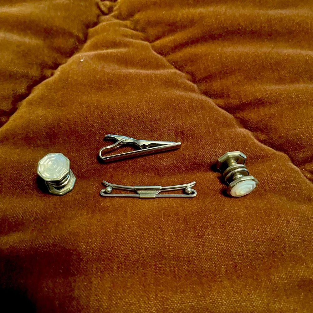 Cuff Links(Mother of Pearl) -tie clip -tie bar